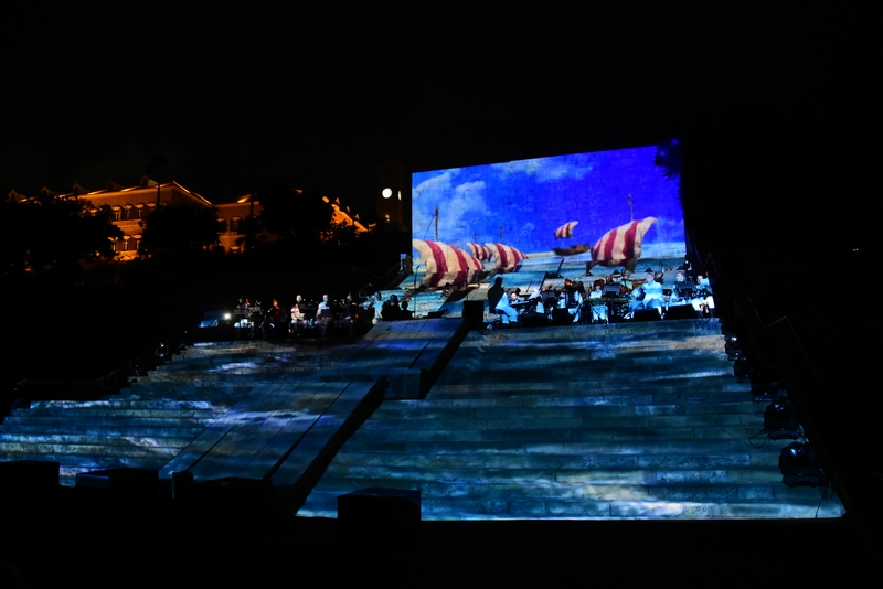 Beirut the sea lover
